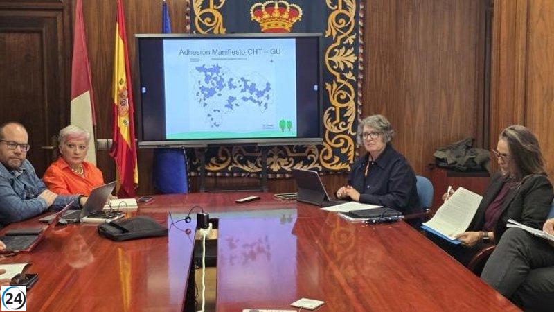 Gobierno de C-LM apoya a municipios en la búsqueda de agilización de permisos de la CHT para el acondicionamiento de ríos.