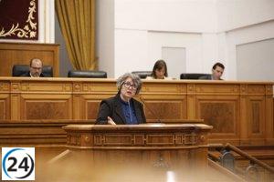 Casi mil bomberos controlan incendio en Pico del Lobo, afectando 2.410 hectáreas y con un costo de 1,8 millones en Castilla-La Mancha.