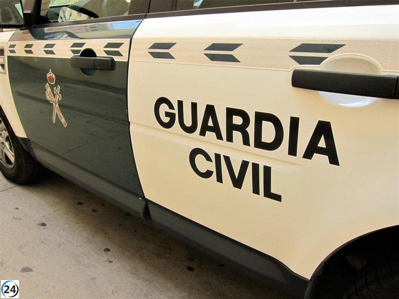 Tres arrestos en empresa de paracaidismo en Cuenca por irregularidades administrativas.