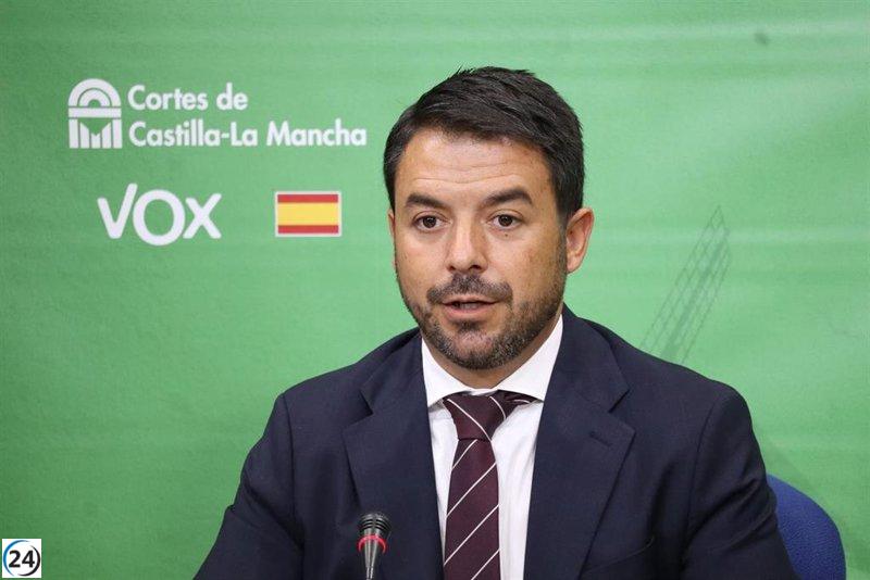 Sánchez (Vox C-LM) señala la intervención de Abascal en Plasencia tras la renuncia de Mazón.