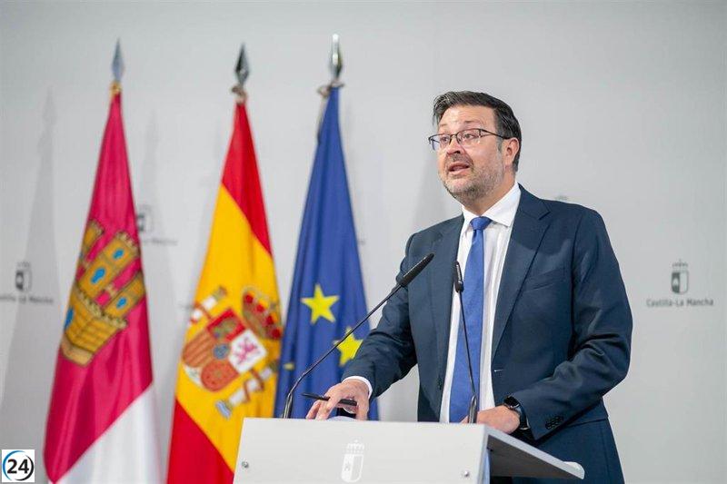 Consuegra celebrará el Día de la Enseñanza el 14 de noviembre, marcando 25 años de educación en Castilla-La Mancha.