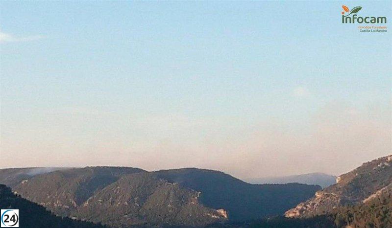 Control del incendio en Ocentejo se espera durante la mañana.