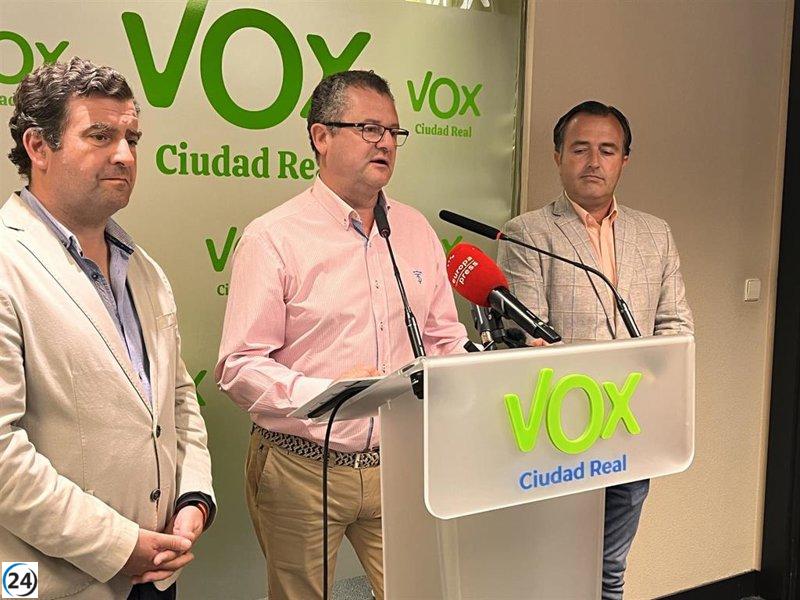 Dueñas, de Vox, propone su modelo agrario a Castilla-La Mancha desde la modernización de regadíos hasta la incorporación de jóvenes.