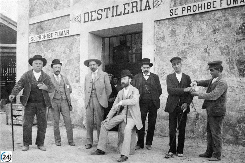 Castilla-La Mancha conmemora el Día de los Archivos con exposición de fotos antiguas.