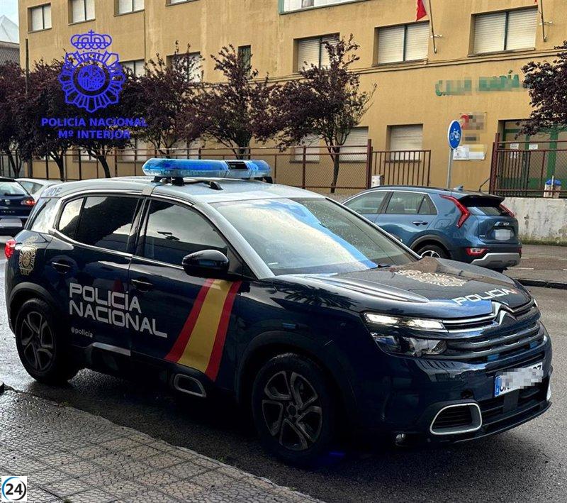 Desmantelan red criminal que introducía cocaína en España en vuelos comerciales.