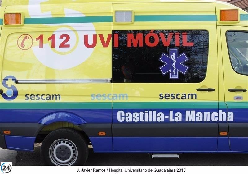 Trabajador hospitalizado por caída de 2 metros en Madridejos.
