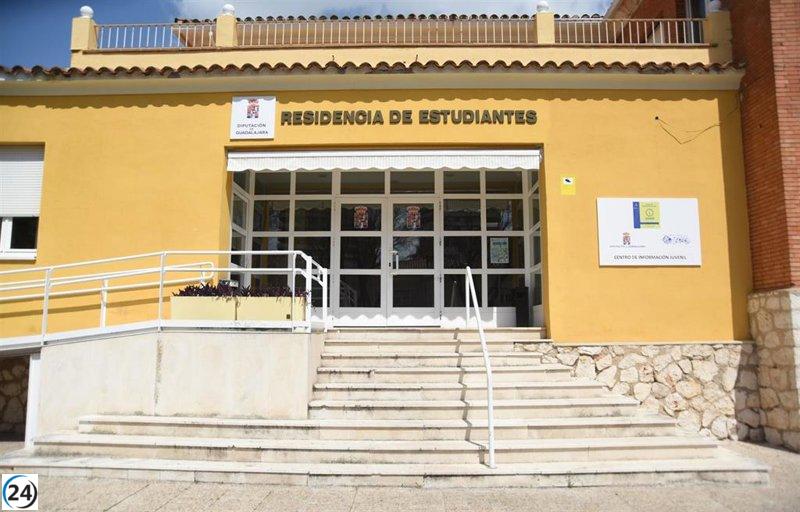 Educación busca 19 becarios para colaborar en Residencias Escolares Públicas de C-LM