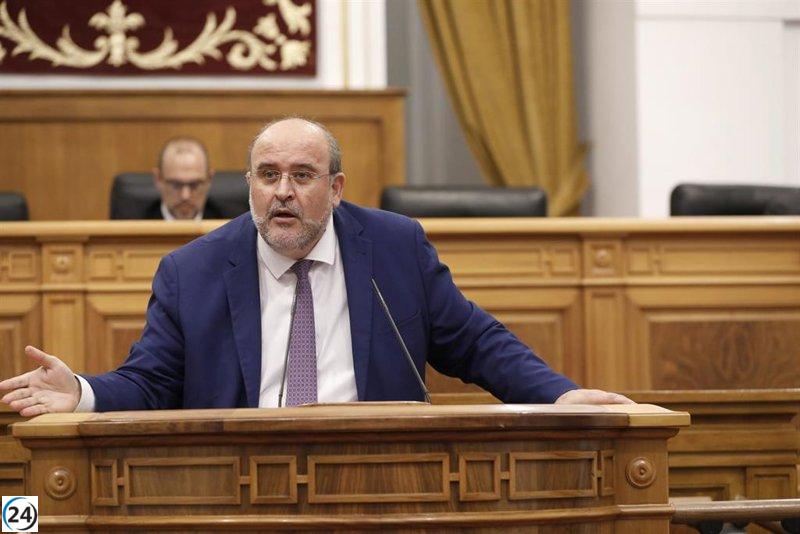 Guijarro asegura a Vox que tendrán la oportunidad de contribuir al nuevo Estatuto.