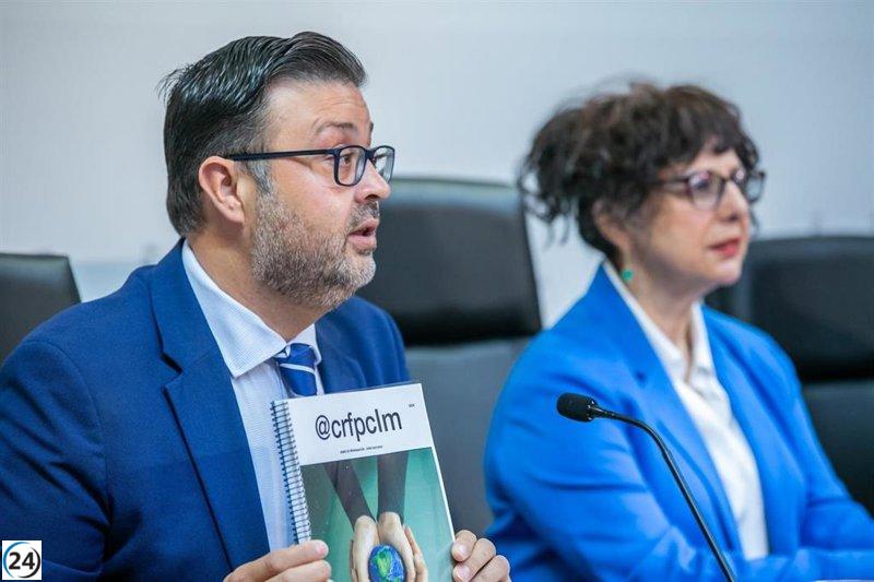C-LM se compromete a formar a más de 30.000 docentes en un programa de 4.000 acciones este curso