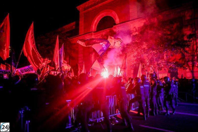 El PSOE cierra sedes por nuevas manifestaciones