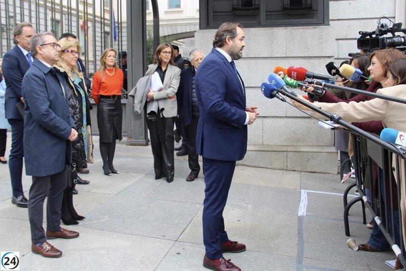 Núñez advierte que si el PSOE de Page respalda la investidura de Sánchez, perderá su derecho a censurar sus decisiones